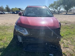 2017 Nissan Rogue SL - Exterior Front Center Image